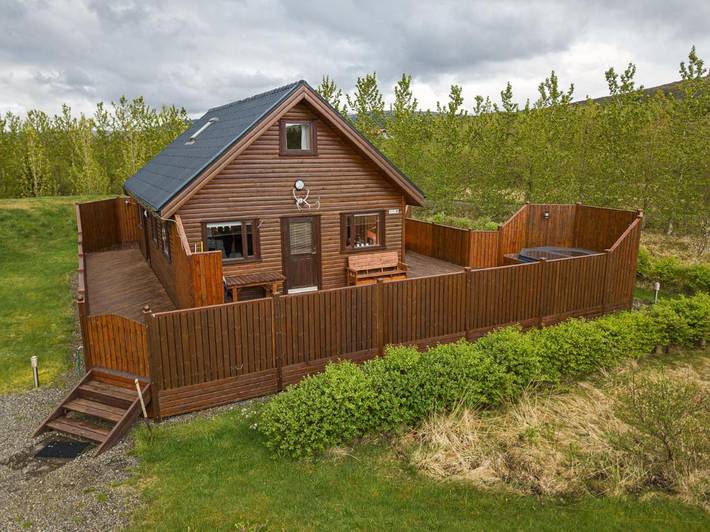 Maison pour 6 personnes, avec jacuzzi et jardin, adapté aux familles en Islande