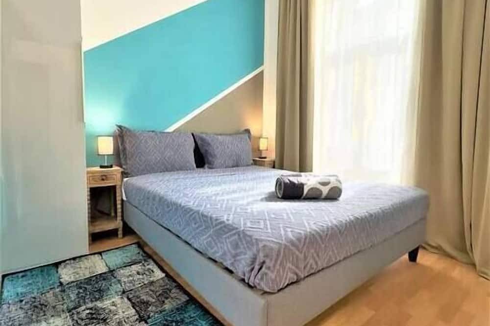 Ganze Wohnung, Delightful Suite Westbahnhof in Wien, Wienerwald