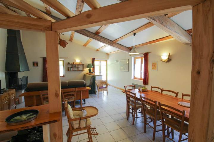 Gîte für 10 Personen, mit Terrasse und Garten sowie Ausblick in Alpes-de-Haute-Provence - 4
