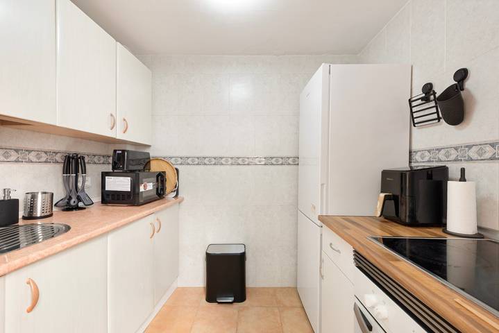 Casa de férias 'Altamira 6' com terraço privado, Wi-Fi e ar condicionado in Carretera de Cádiz, Malaga