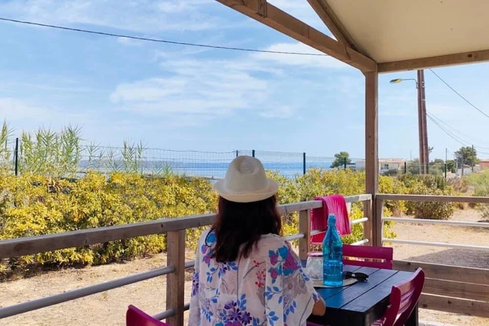 Camping 3 étoiles - Piscine - ccbaega in Saint-Mitre-les-Remparts, Istres region