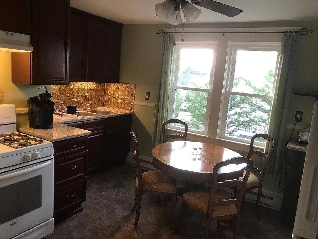 Ganze Wohnung, Historisches Apartment im Stadtzentrum von Bristol in Bristol (RI), Bristol County