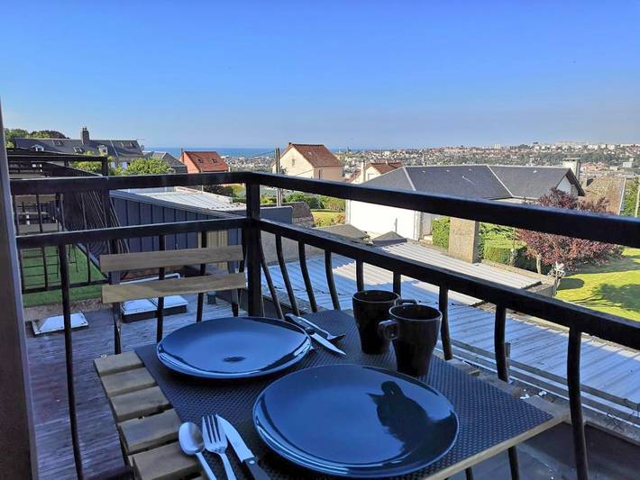 Vakantiewoning voor 2 personen, with Balkon and Terras as well as Uitzicht in Dieppe