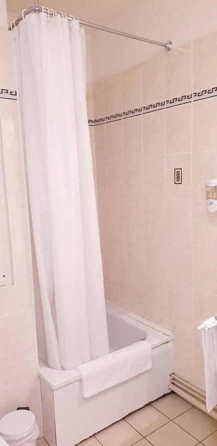 Parc de vacances pour 2 personnes, avec sauna et vue ainsi que piscine et jardin dans les Vosges - 4