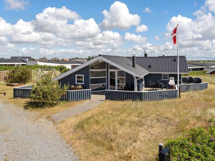 Ferienhaus für 8 Personen, mit Whirlpool und Sauna in Lakolk