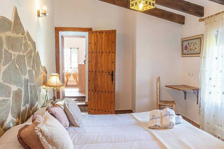 Gîte pour 12 personnes, avec balcon et jardin à Alozaina - 3