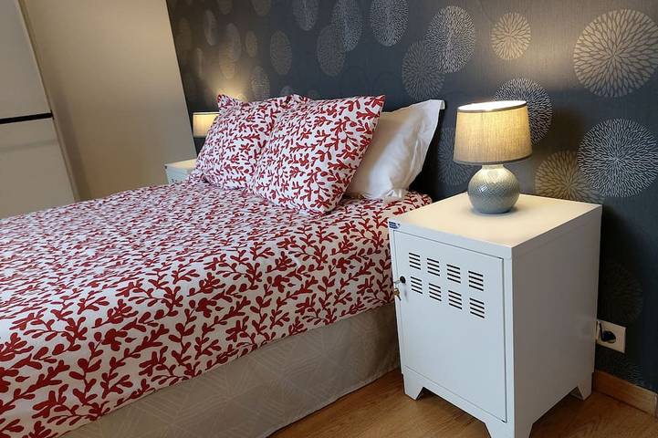 Entire apartment, Le Loft Saint-Georges ***: a superb duplex in the heart of the Bastide Royale! in Villefranche-de-Rouergue, Aveyron