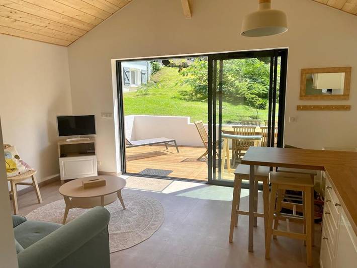 Location de vacances pour 4 personnes, avec jardin ainsi que vue sur le lac et vue, animaux acceptés à Tosse - 3