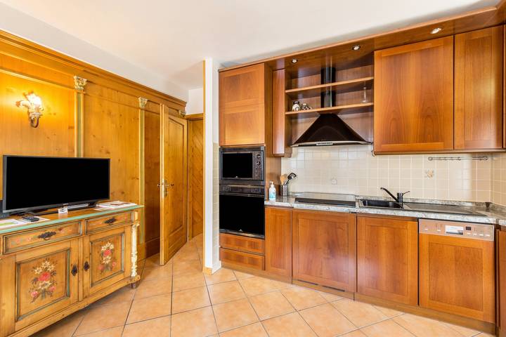 Entire apartment, Apartment 'Casa Lita E Jay A Vinigo' with Mountain View, Private Terrace and Wi-Fi in Vodo di Cadore, Eastern Dolomites