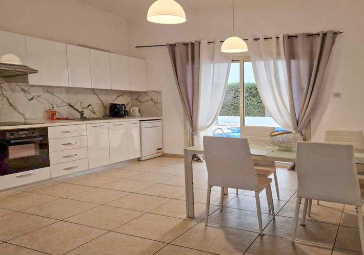 Gîte pour 4 personnes, avec terrasse et piscine à Paphos (ville) - 2