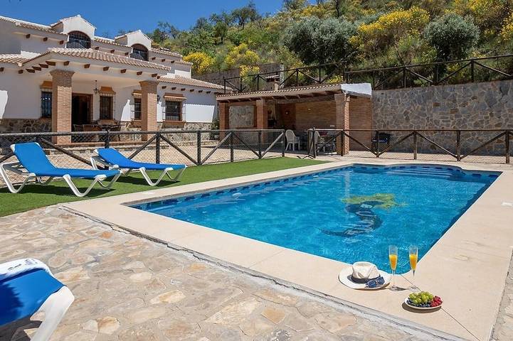 Casa de vacaciones para 10 personas, con terraza en Valle de Abdalajís