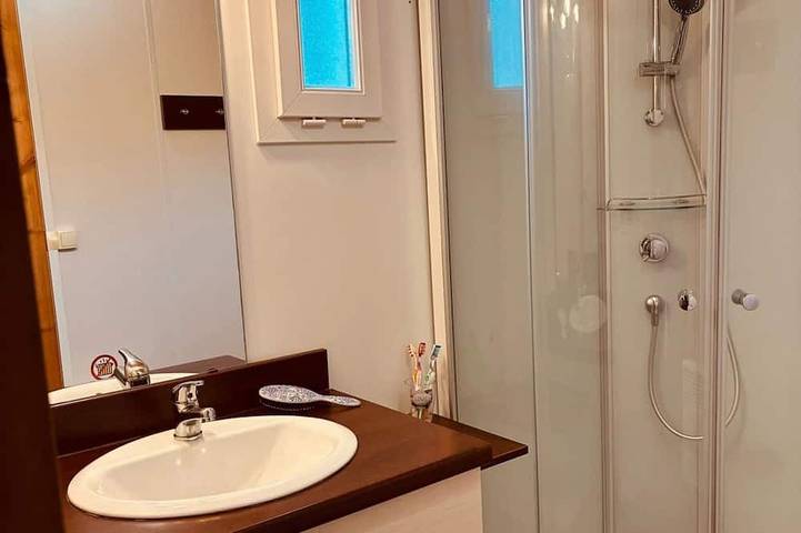 Gîte pour 5 personnes à Chézery-Forens - 4