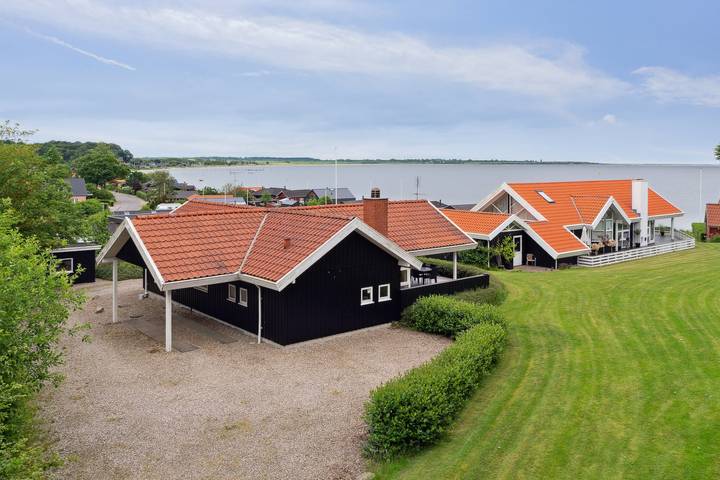 Ferienhaus mit Meerblick für 6 Personen, mit Sauna und Ausblick, mit Haustier in Kelstrup Strand