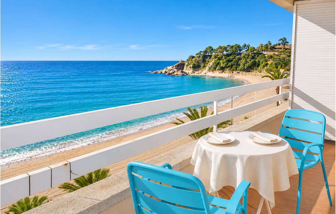 Appartamento intero, Rifugio sulla spiaggia con terrazza e connessione WiFi gratuita in Central Lloret de Mar, Lloret de Mar