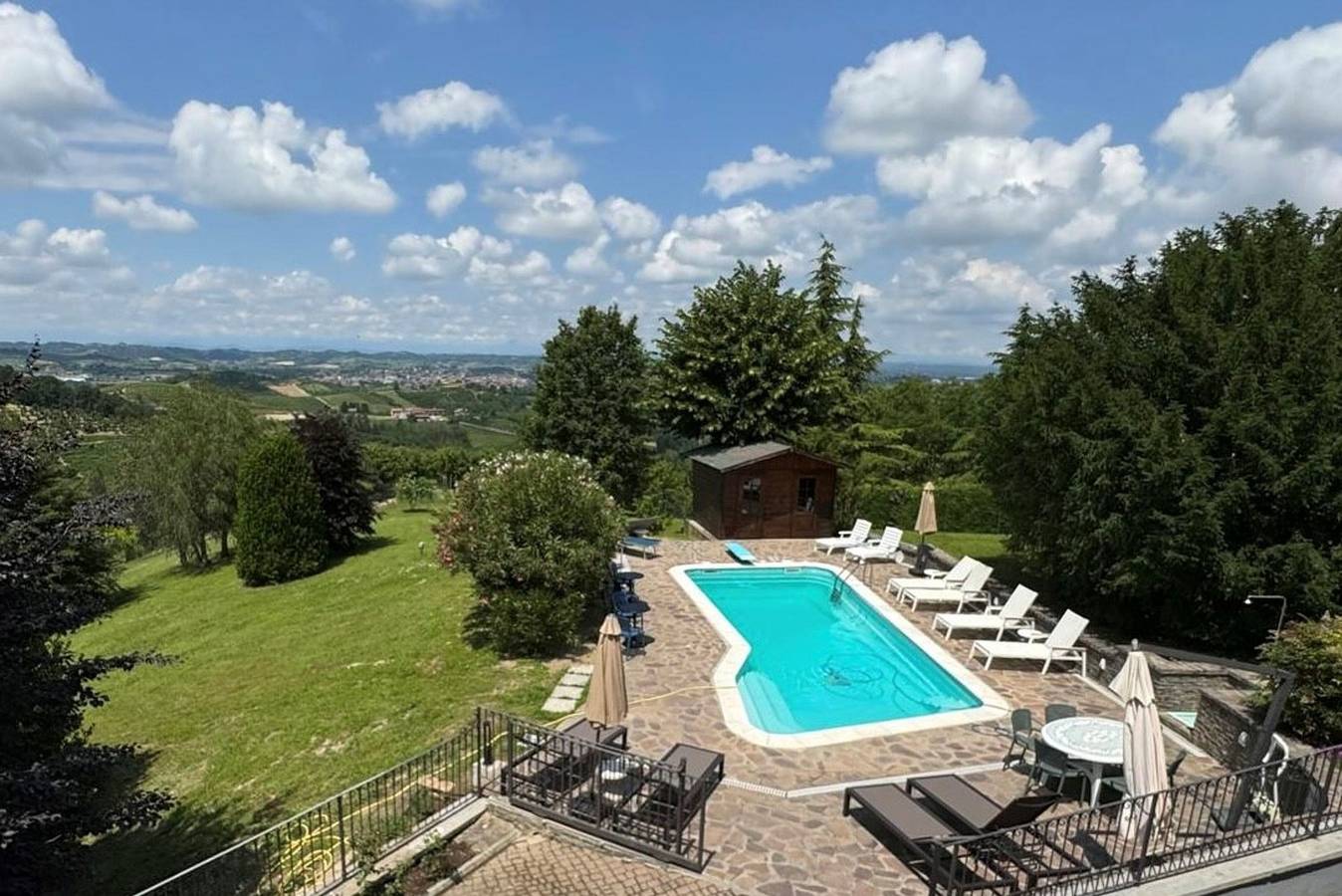 Villa per 14 persone con giardino in Govone, Provincia di Cuneo