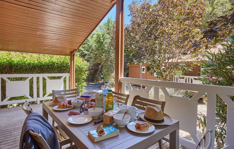 Shangri-La 3p 5/6p in Carnoux-en-Provence, Mediterranean Coast (France)