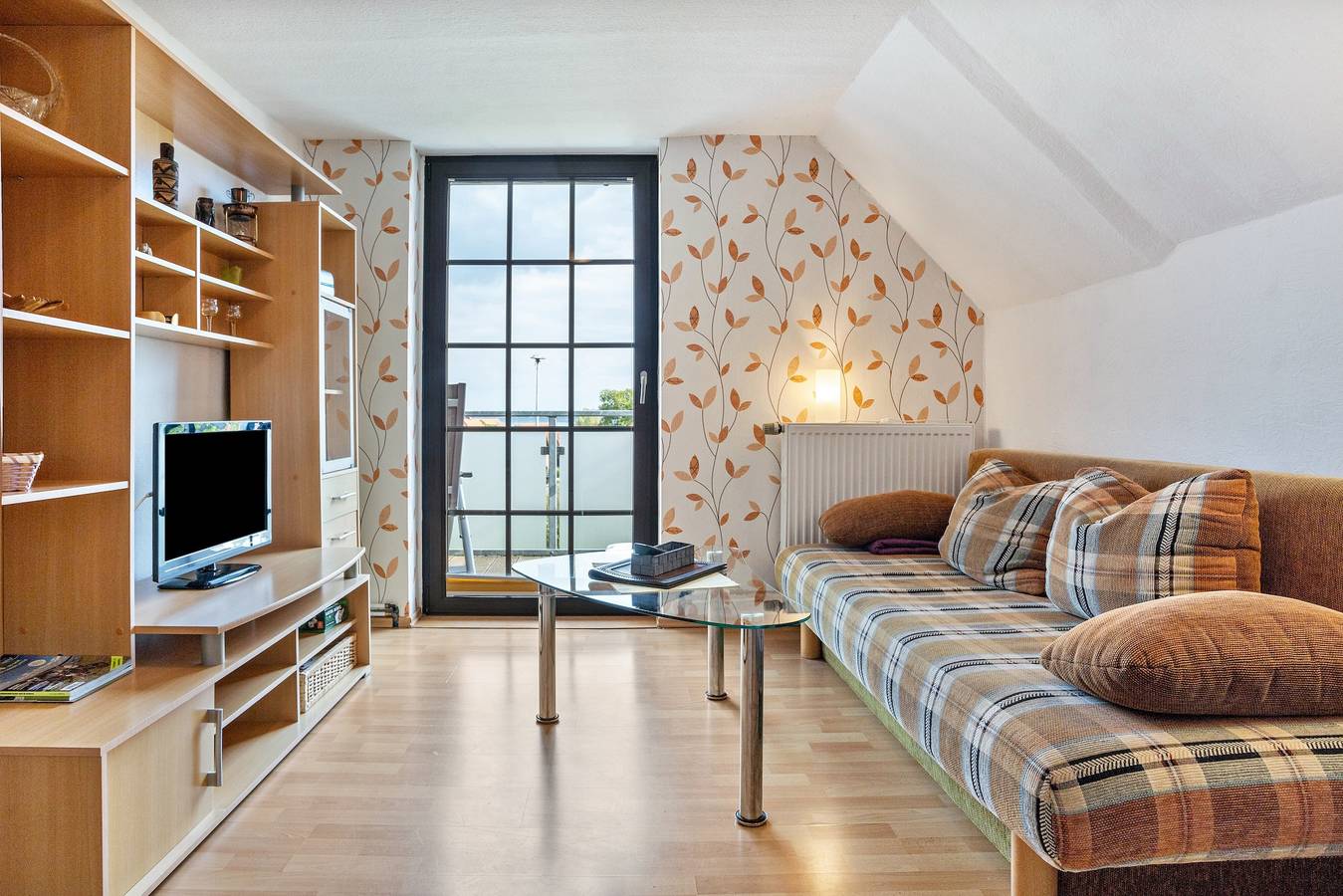 Ganze Wohnung, Ferienwohnung 'Tollensesee' mit Seeblick, Gemeinschaftsterrasse und Wi-Fi in Malchin, Kummerower See
