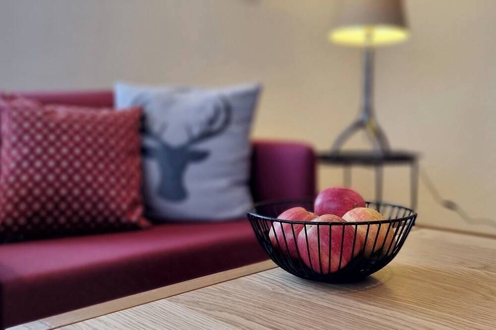 Ganze Wohnung, Ruhige Ferienwohnung mit Terrasse und Garten - Wellnessbenützung inkl. in Reutte, Außerfern