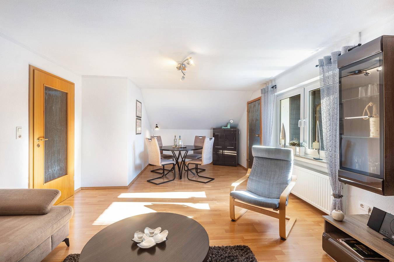 Appartement entier, Appartement 'Zweite Heimat' avec balcon et Wi-Fi in Schmallenberg, Arrondissement du Haut-Sauerland