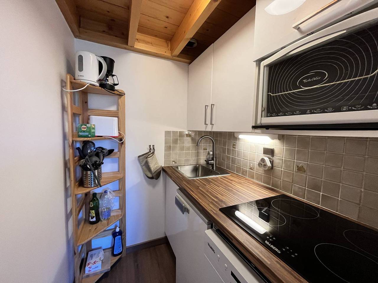 Entire apartment, Loft-style apt near Méribel slopes in Méribel-Mottaret, Les Allues