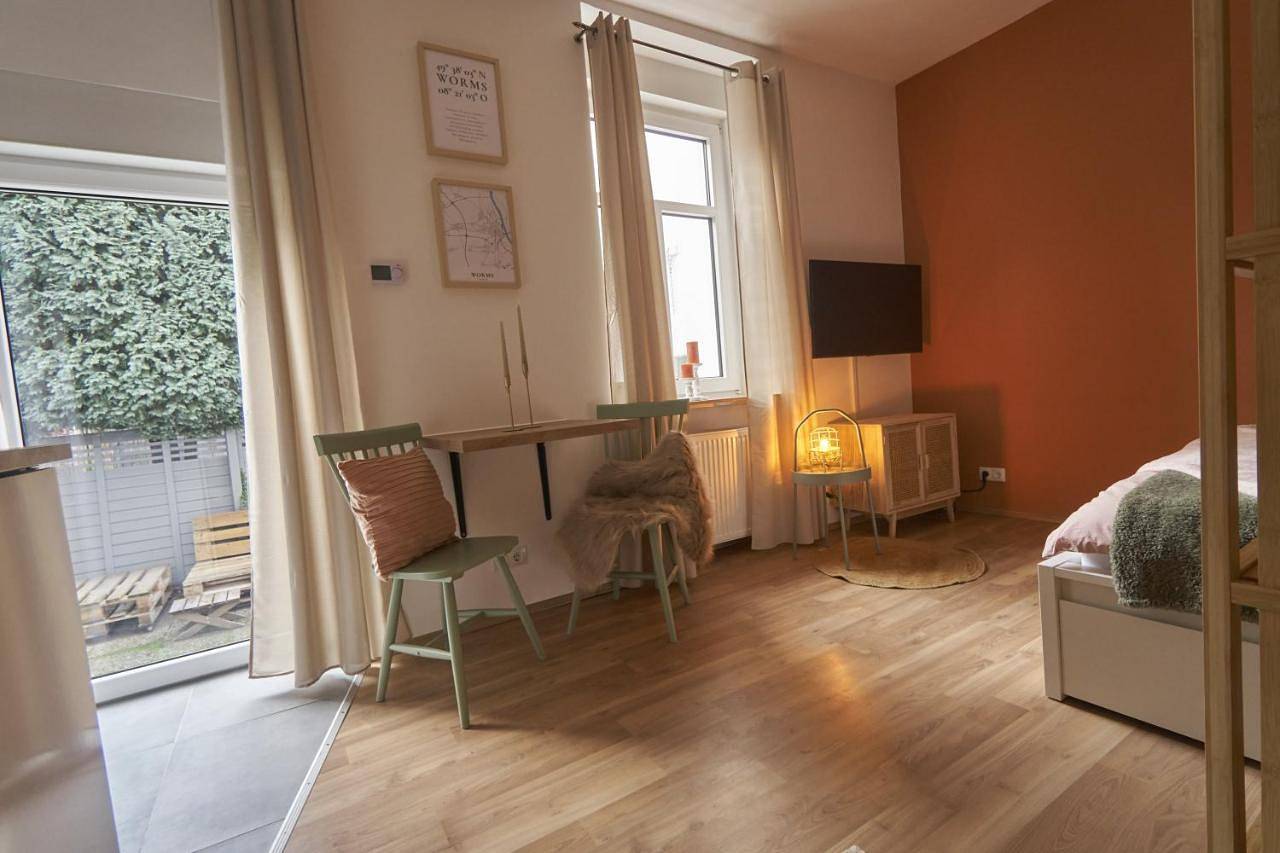 Appartement entier, Coole Altbau-We 1-Zkb Terrasse Worms Zentrum in Worms (Allemagne), Kurpfalz