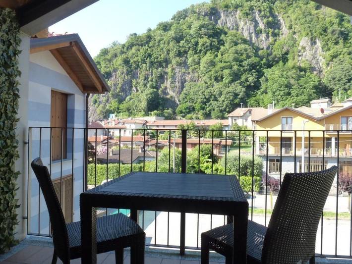 Apartamento entero, Casa Marck in Maccagno, Maccagno con Pino e Veddasca