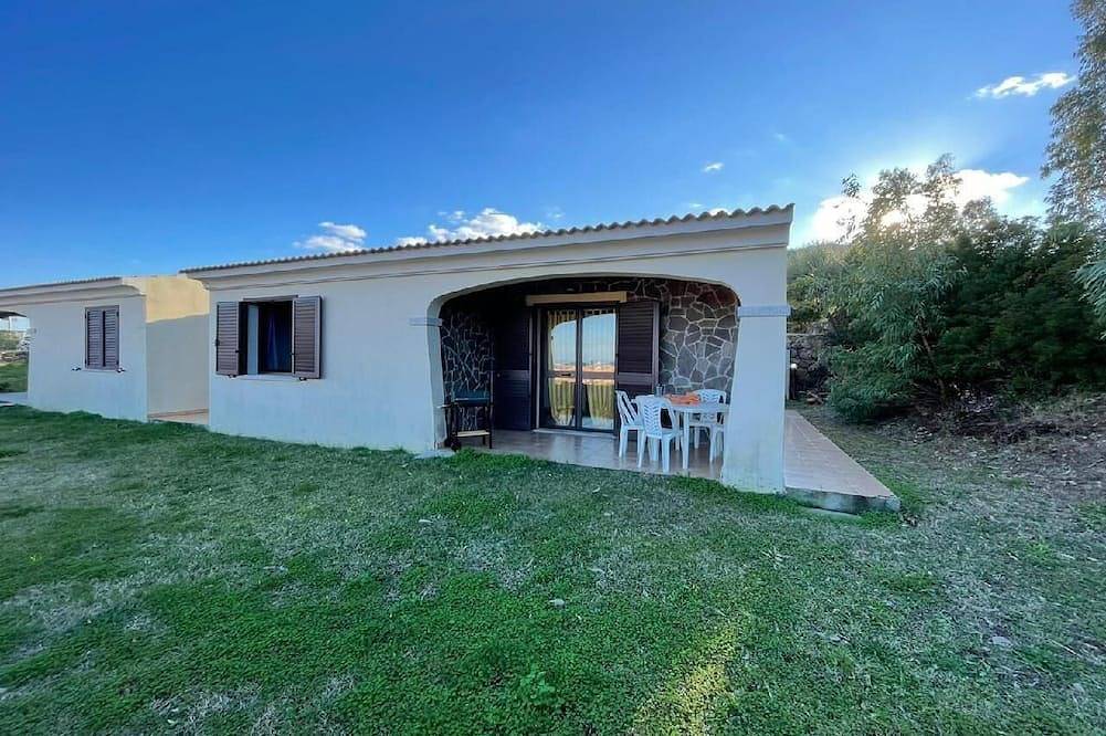 Ganze Wohnung, Ferienwohnung Budoni für 1 - 4 Personen mit 2 Schlafzimmern - Ferienwohnung in Baia Sant'Anna, Olbia-Tempio