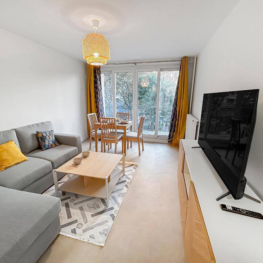 Appartement entier, Two-Bedroom Apartment in Villeneuve-la-Garenne, Hauts-de-Seine