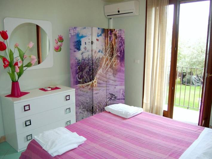 Gîte pour 4 personnes, avec terrasse et piscine à Acireale - 2