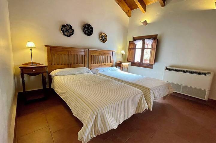 Casa rural capacidad de 2 hasta 16 personas, casa para 12 y apto para 2/4 pax in San Carlos del Valle, La Mancha