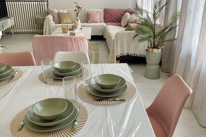 Maison de vacances pour 8 personnes, avec Balcon et Jardin à Tremblay-en-France