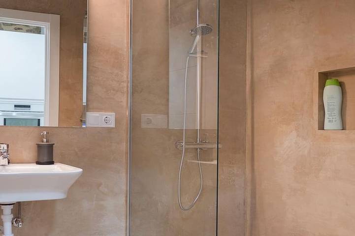 Appartement proche de la vieille ville. Garage en option 10 € / nuit in Ibaiondo, Bilbao
