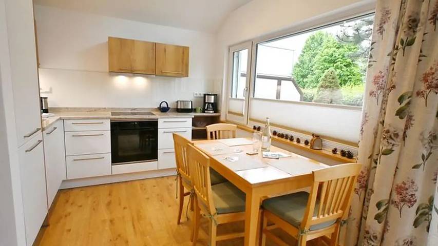 Ferienhaus für 4 Personen, mit Terrasse und Garten in Prien - 3