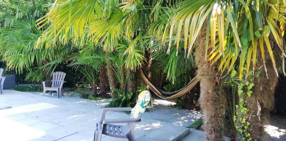 Gîte pour 10 personnes, avec piscine ainsi que jardin et terrasse dans les Landes - 4