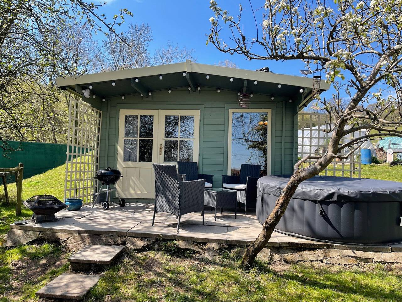 Lodge für 4 Personen mit Whirlpool in Brecon Beacons