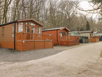 Lodge for 4 People in Troutbeck Bridge, Cumbria, Photo 1