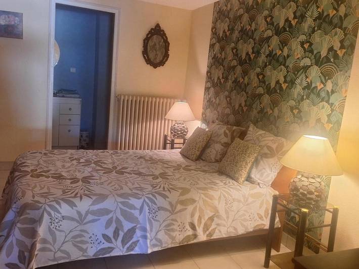 Gîte pour 3 personnes, avec jardin et piscine à Saint-Martial-d'Albarède - 2
