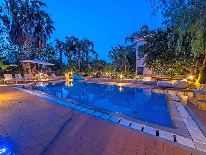 Ferienhaus für 6 Personen, mit Garten und Pool, mit Haustier in Carini