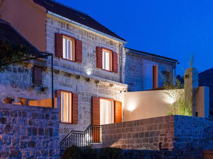 Villa for 10 personer, med Hage i Vis Kroatia