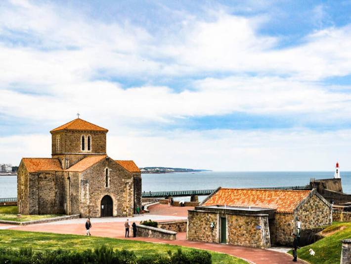Gîte pour 4 personnes, avec balcon dans Prieure Saint Nicolas Les Sables D Olonne