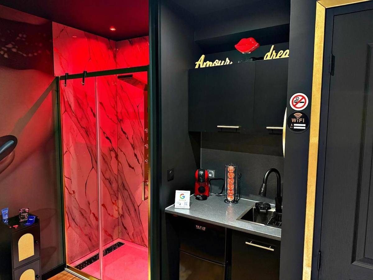 Appartement entier, L ombre des sens suite de luxe intime in Montcresson, Région de Montargis