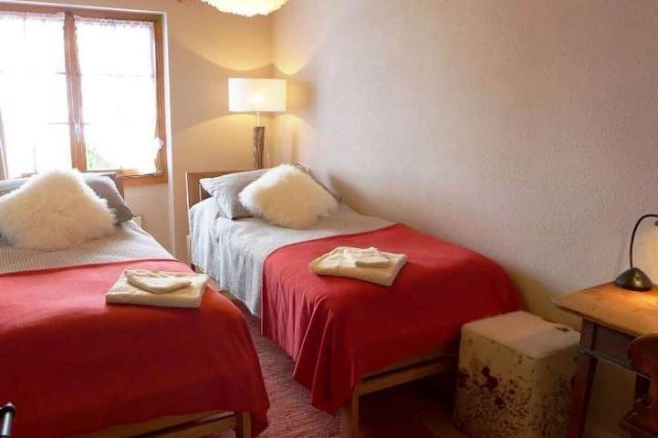 Gîte pour 4 personnes, avec balcon dans Lauenen Bei Gstaad - 2