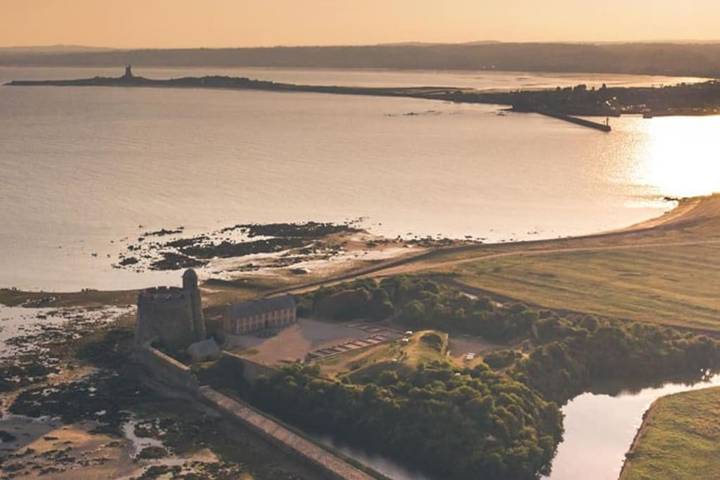 Location de vacances pour 2 personnes, avec Terrasse et Jardin à Saint-Pierre-Église