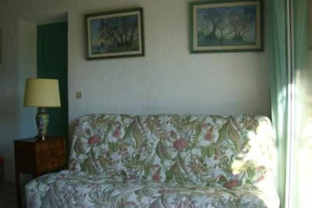 House / Villa - Cabris in Cabris, Cannes region