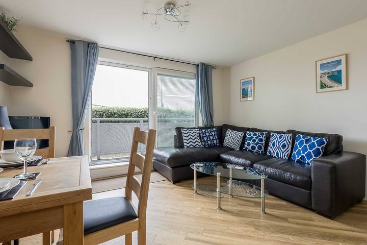Apartment for 2 people, with balcony/terrace, child-friendly in Poole