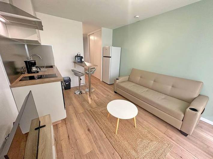 Gîte pour 3 personnes, avec balcon dans Plage Fabron Bambou Nice - 4