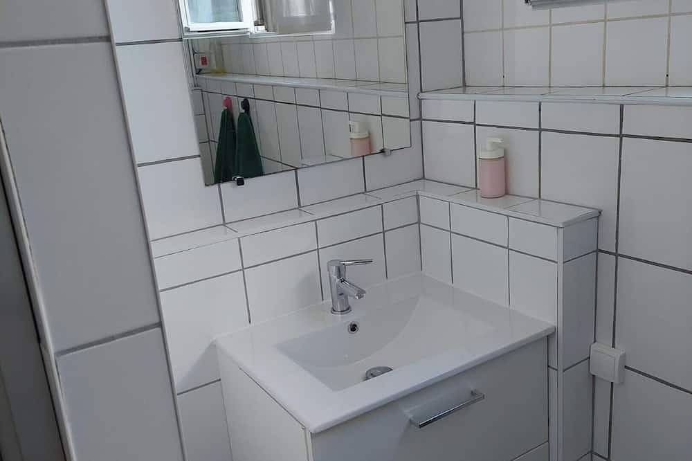 Entire apartment, Homerez - Apartment Rosny-sous-Bois in Rosny-sous-Bois, Seine-Saint-Denis