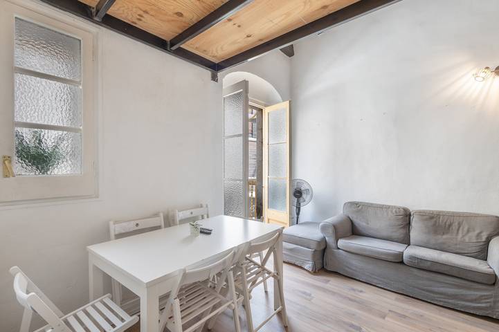 Apartamento entero, Apartamento 'Portblanc' con balcón, Wi-Fi y aire acondicionado in Platja de la Picòrdia (Arenys de Mar), Arenys de Mar