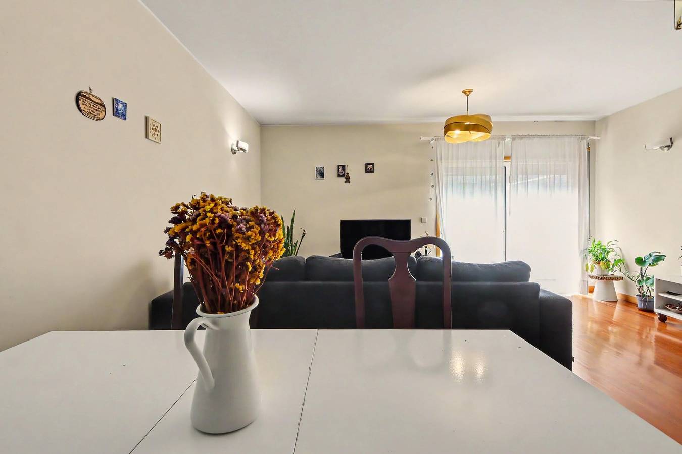 Apartamento inteiro, Apartamento 'Lovely Matosinhos Beach' com Terraço Privado, Varanda e Wi-Fi in Matosinhos, Matosinhos e Leça da Palmeira