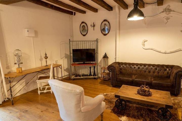 Location de vacances pour 6 personnes, avec jardin ainsi que jacuzzi et piscine à Souvigny - 3